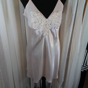 Linea Dontella Light Pinky Peach Nightgown